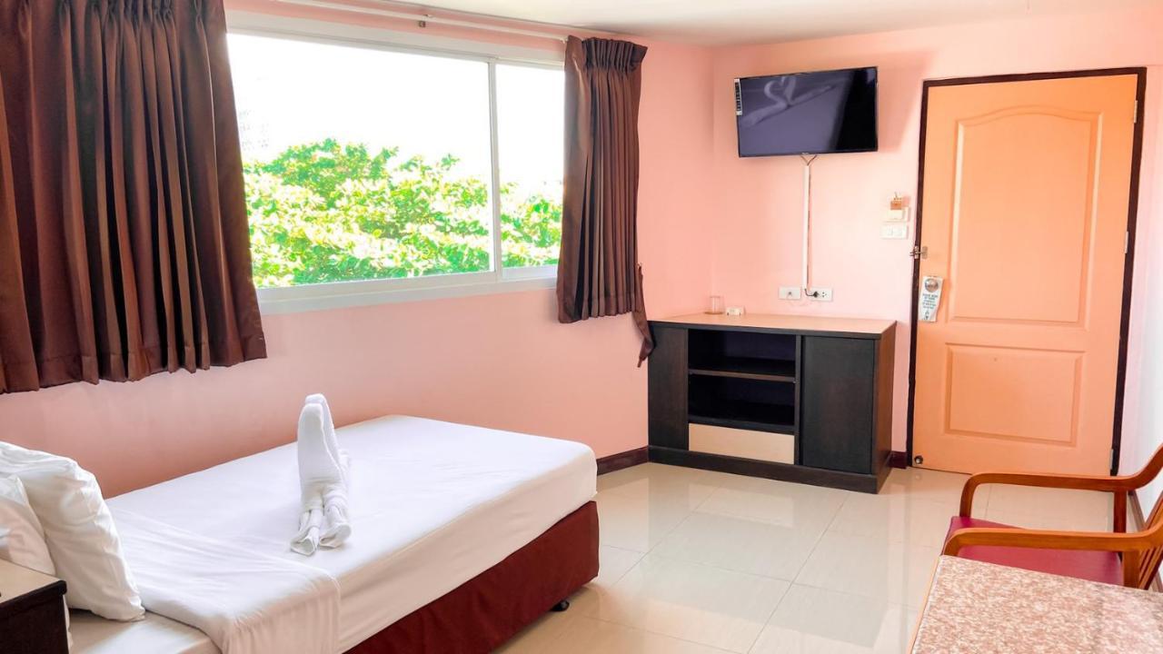 Aa Pattaya Ville Exterior foto