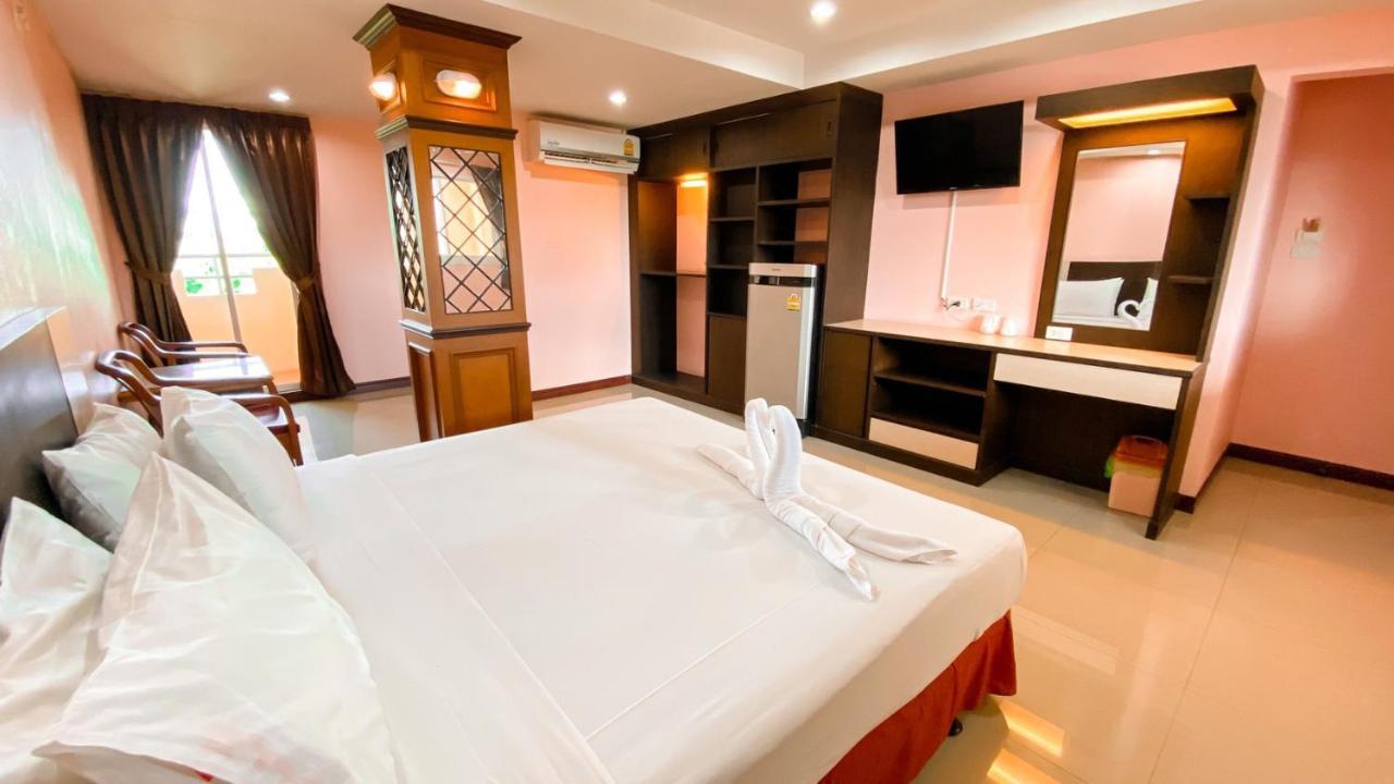 Aa Pattaya Ville Exterior foto