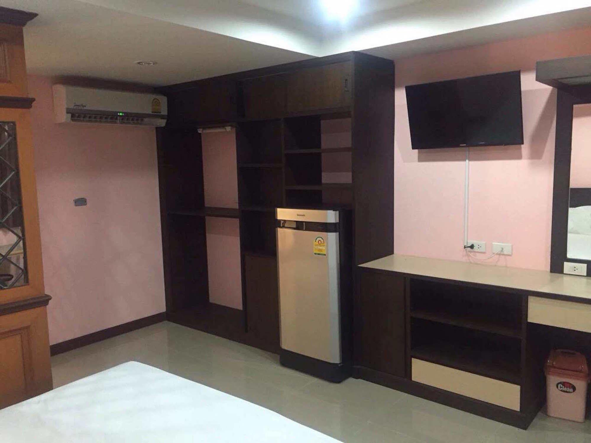 Aa Pattaya Ville Exterior foto